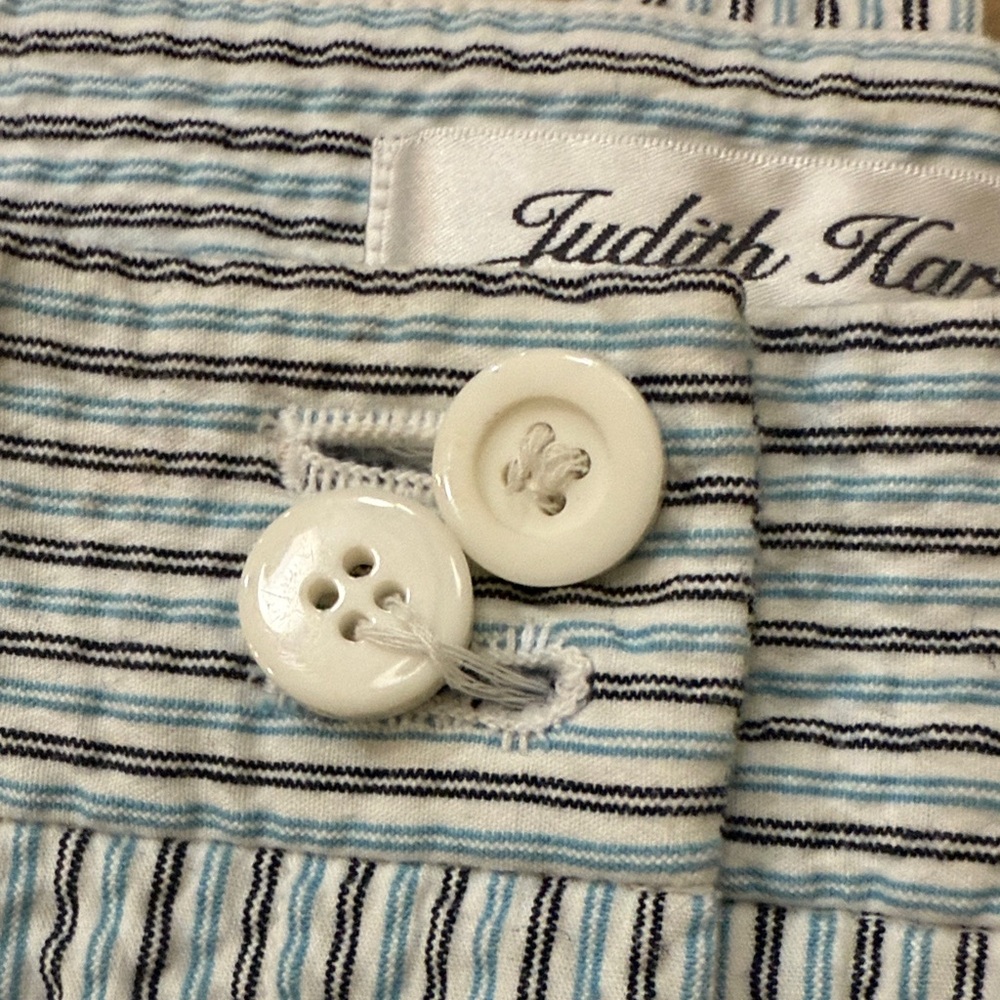 Judith Hart Seersucker Striped Blue, White, and Black Shorts Size 16 - Picture 13 of 14
